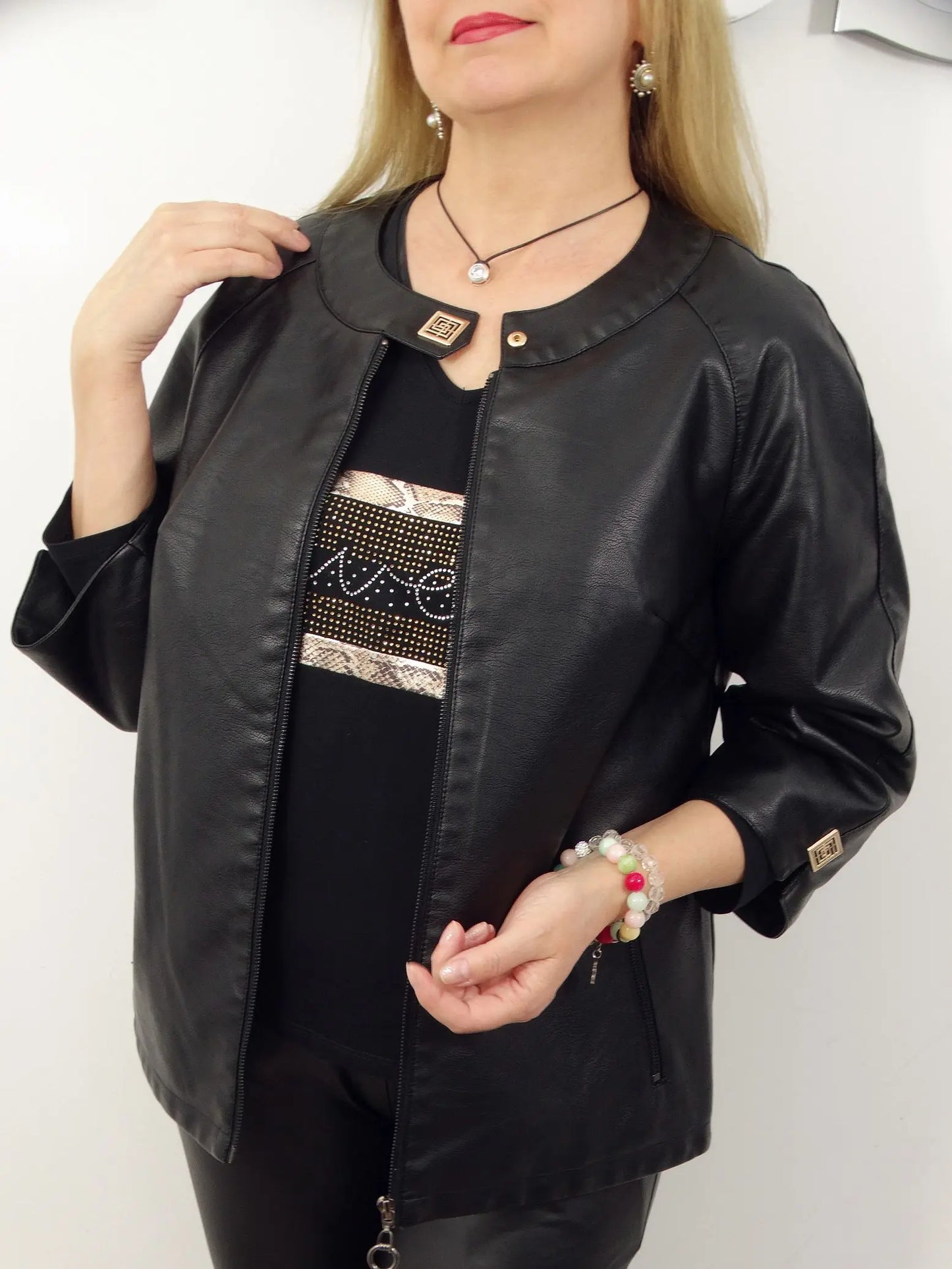 Street Wave Elegant Faux Leather Jacket For Women Premium Chic Versatile Outerwear