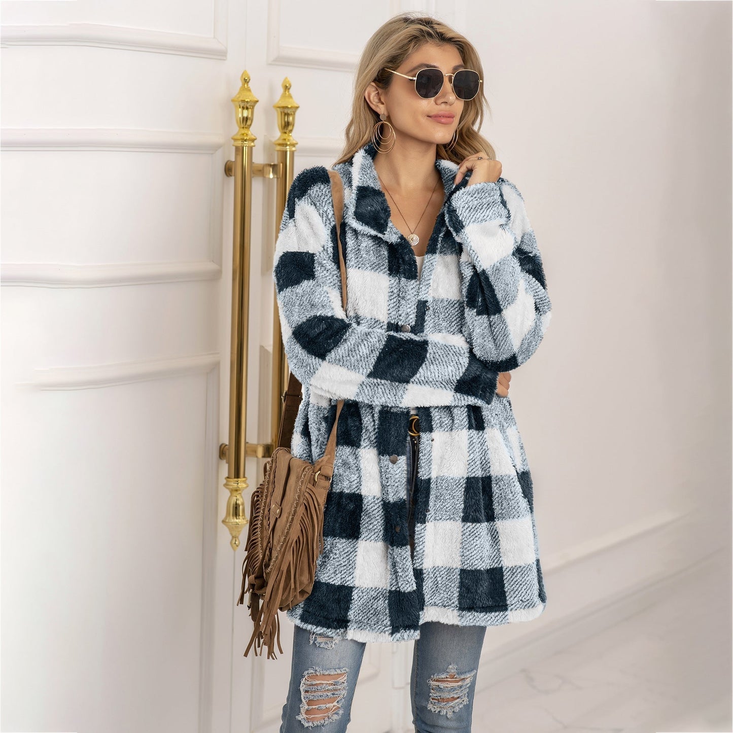 Street-Wave Colorblock Fleece Coat For Women Longline Warm