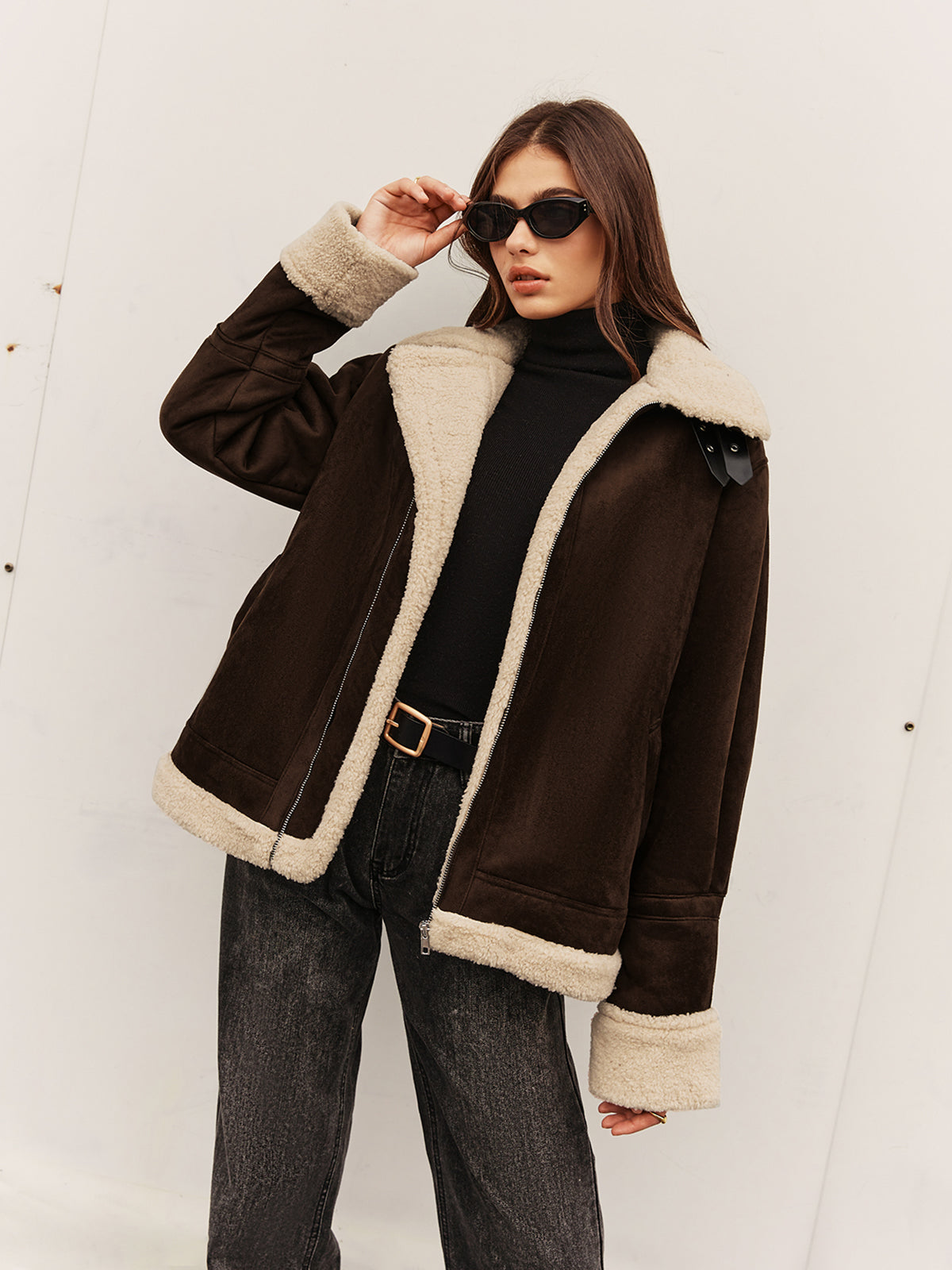 Street Wave Brown Shearling Jacket With Cozy Fleece Lining For Women Relaxed Fit Retro Style