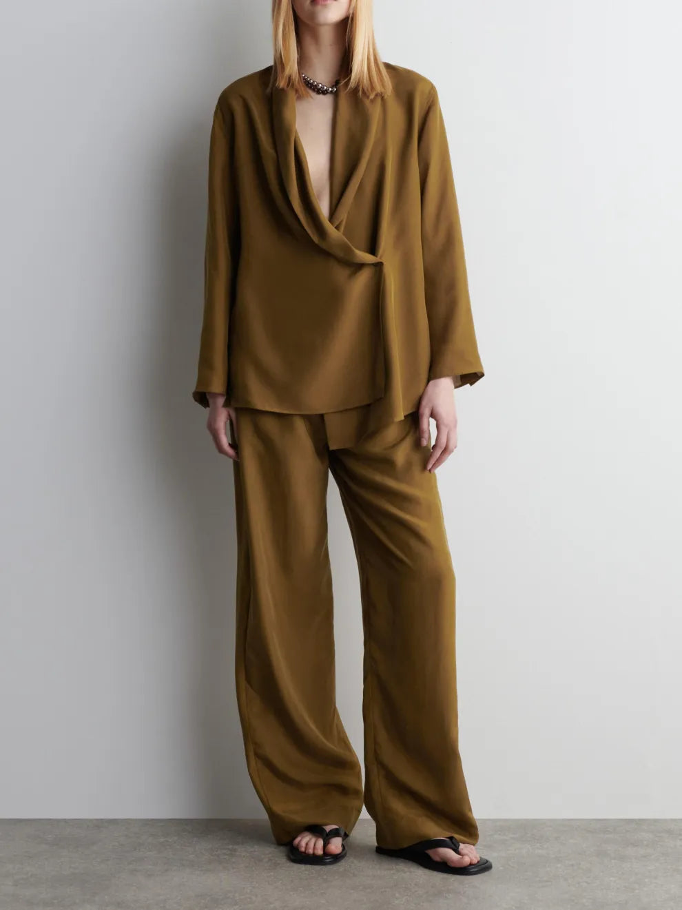 Street-wave Shawl Lapel Blazer And Trousers Set For Women Elegant Structured Viscose Suit