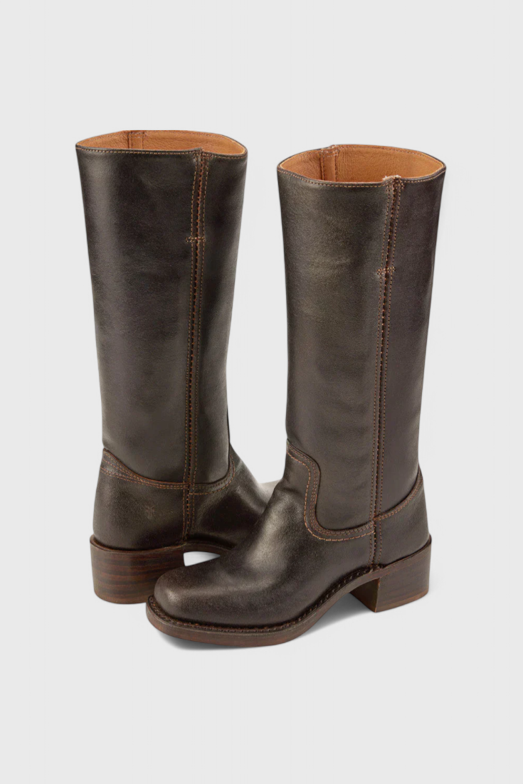 Women's Classic All-Season Boots with Timeless Design and Versatile Style