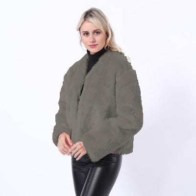 Street Wave Short Pink Faux Fur Jacket For Women With Modern Cut And Wide Sleeves Cozy Warmth