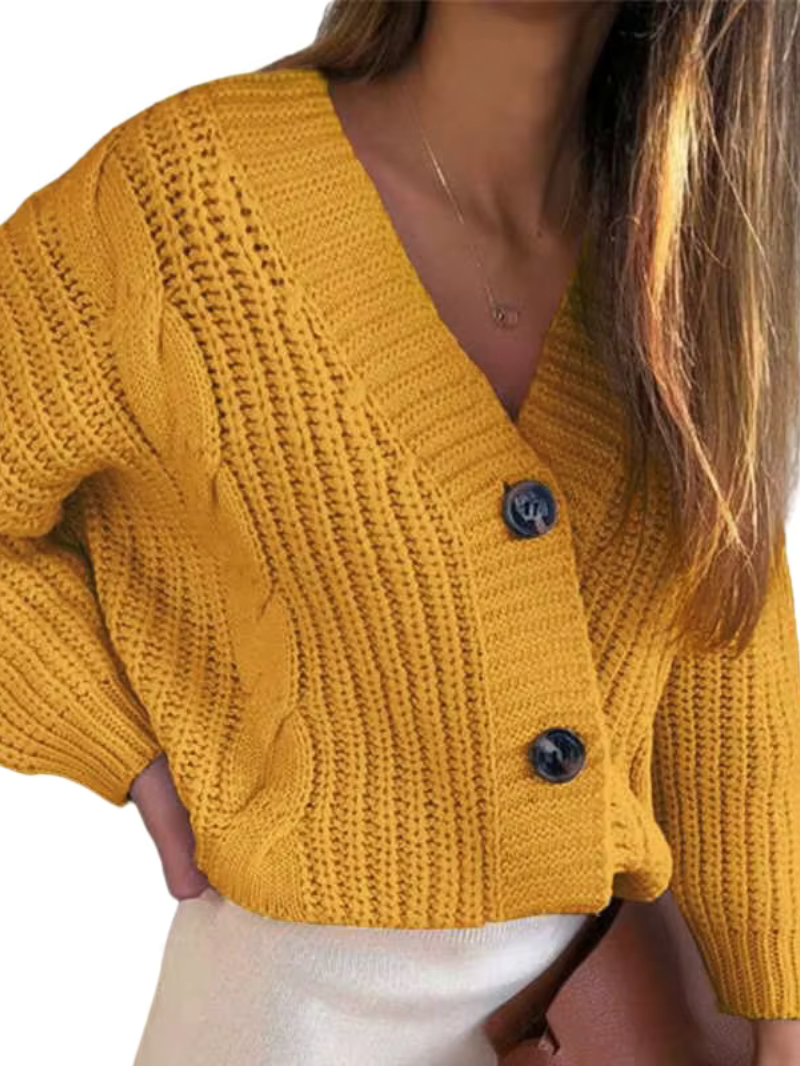Street Wave Cable Knit Cardigan Oversized Cozy Warmth for Women with Bold Cable Pattern