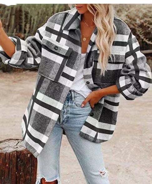 Street-Wave Oversized Plaid Shirt Jacket For Women Longline With Chest Pockets And Button Front Layering Essential
