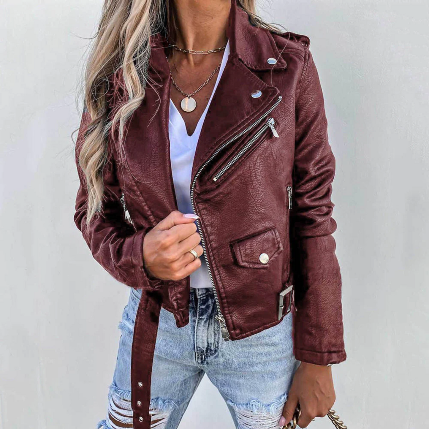 Street-wave Leather Jacket For Women With Zipper Details And Belted Silhouette And Modern Fit