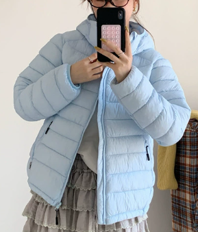 Street-wave Women Ultralight Puffer Jacket With Removable Hood Elastic Hem Water-Repellent