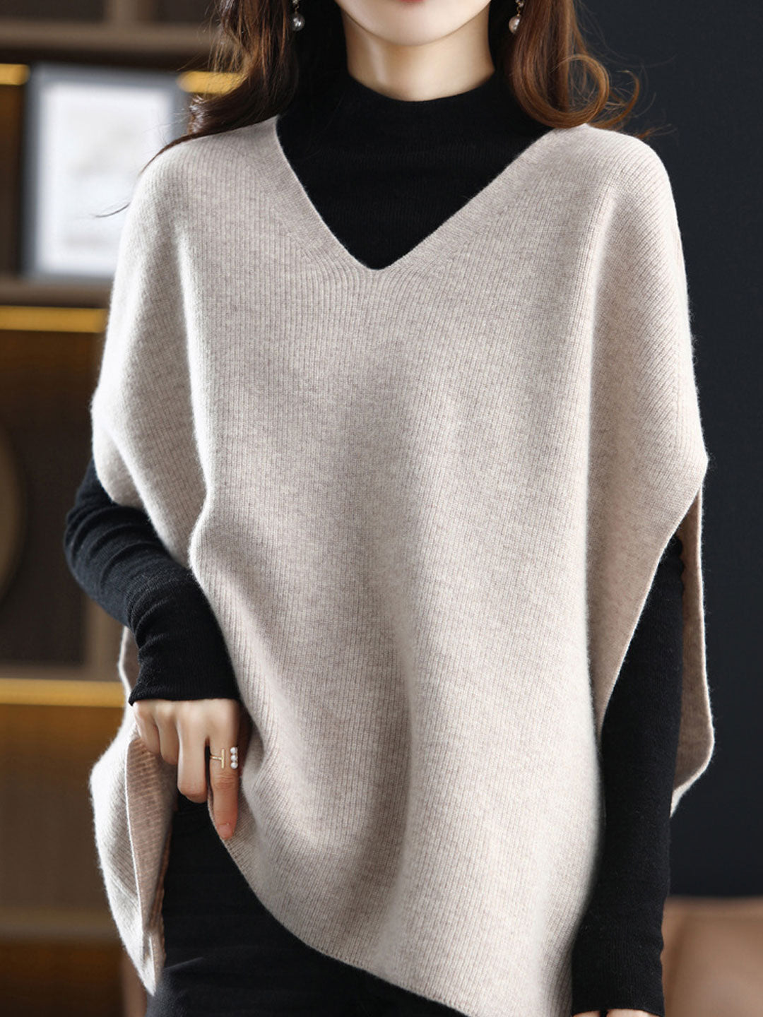 Street-wave Women V-Neck Knit Vest Soft Cozy Layering Essential Everyday Comfort