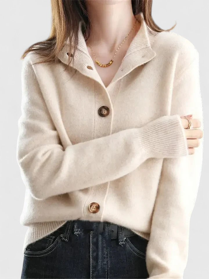 Street-wave Cozy Timeless Knit Cardigan With Button Placket For Women Soft Breathable Knit Wooden Buttons