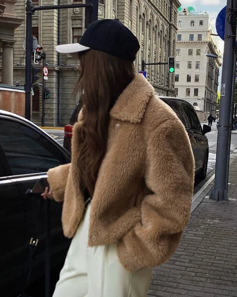 Street-Wave Plush Fur Coat For Women Warm Cozy Teddy Bear Style Winter Outerwear