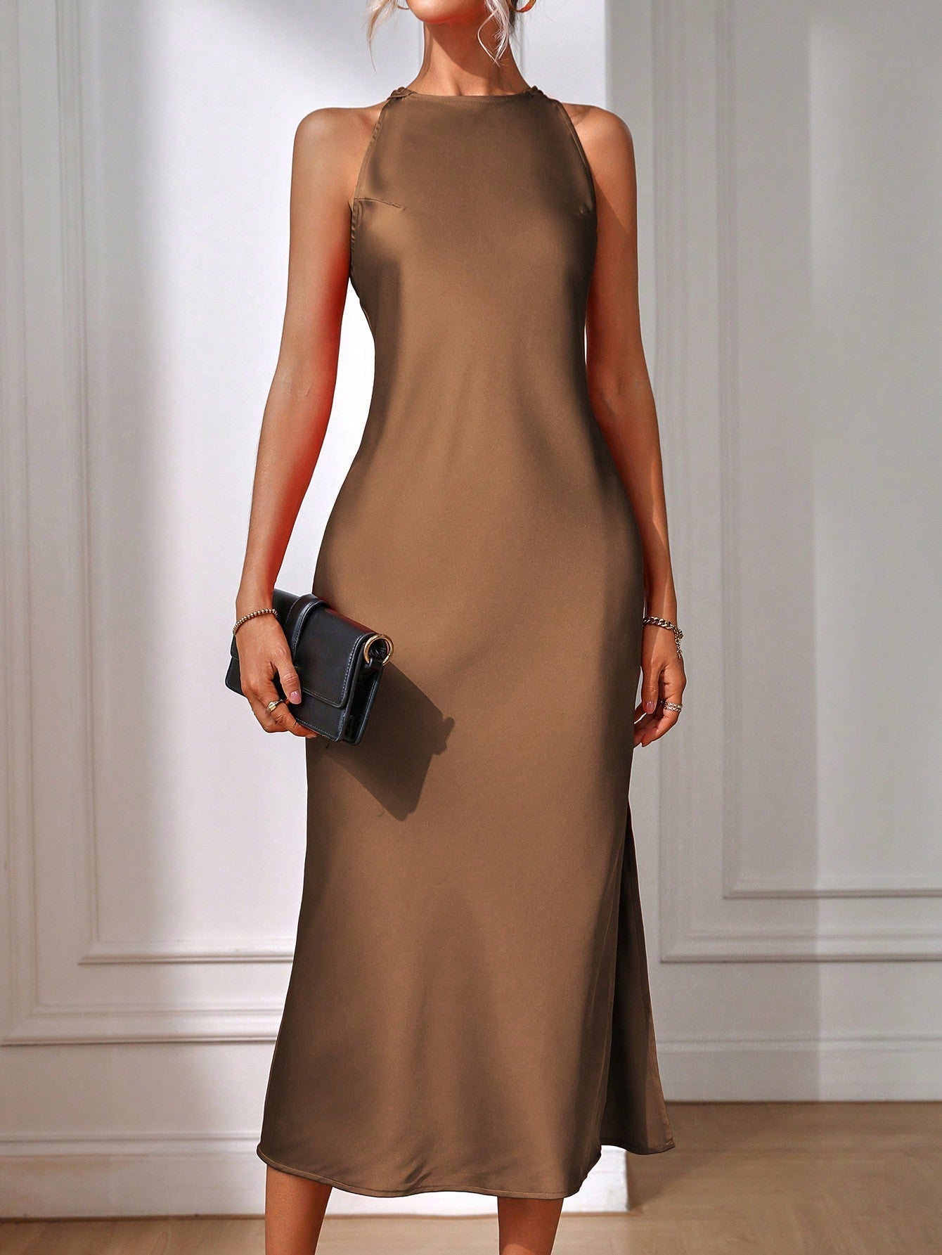 Street-Wave Brielle Sleeveless Maxi Dress For Wedding Guests Ankle-Grazing
