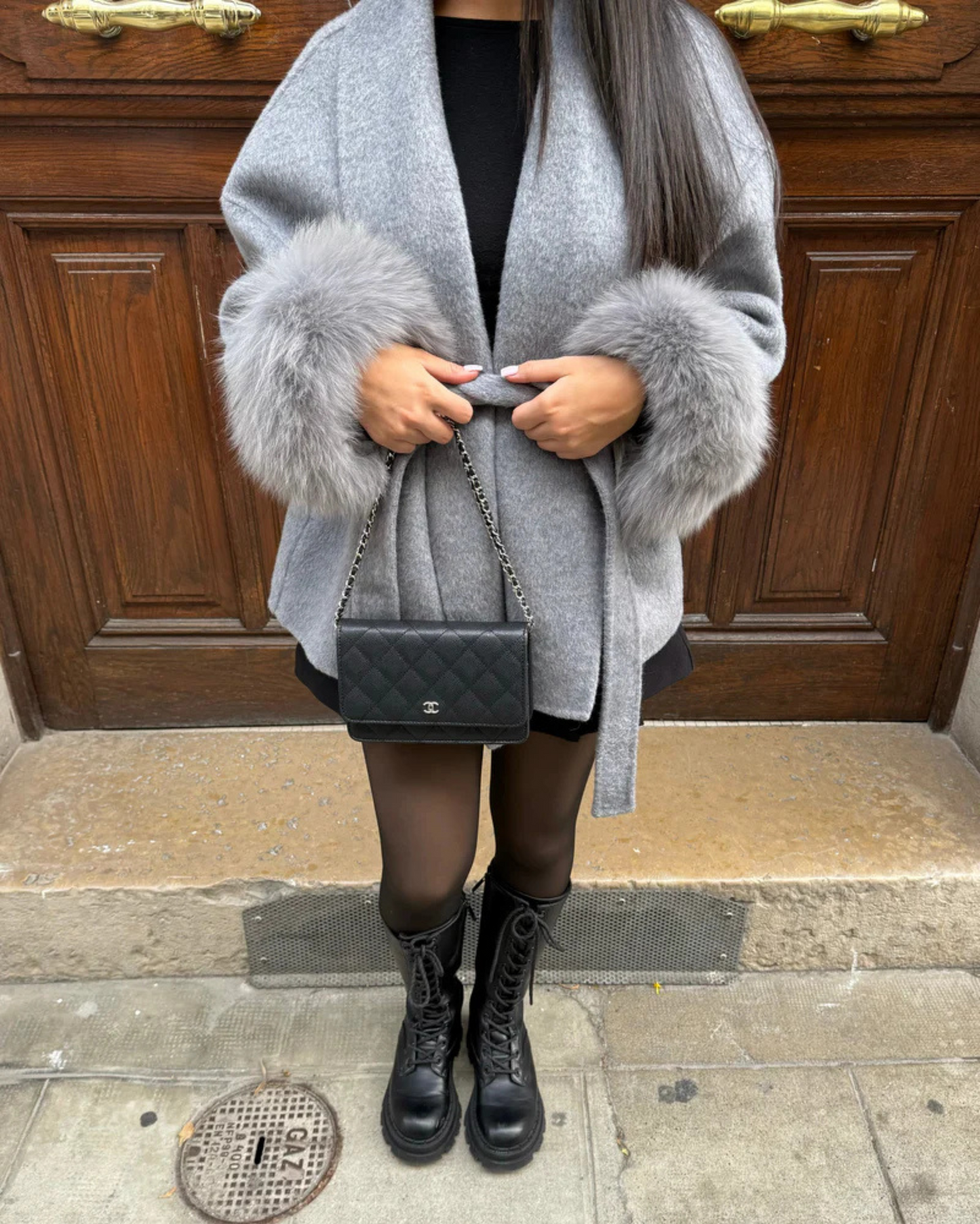 Street-wave Luxury Coat For Women With Faux Fur Details Warmth Timeless Silhouette