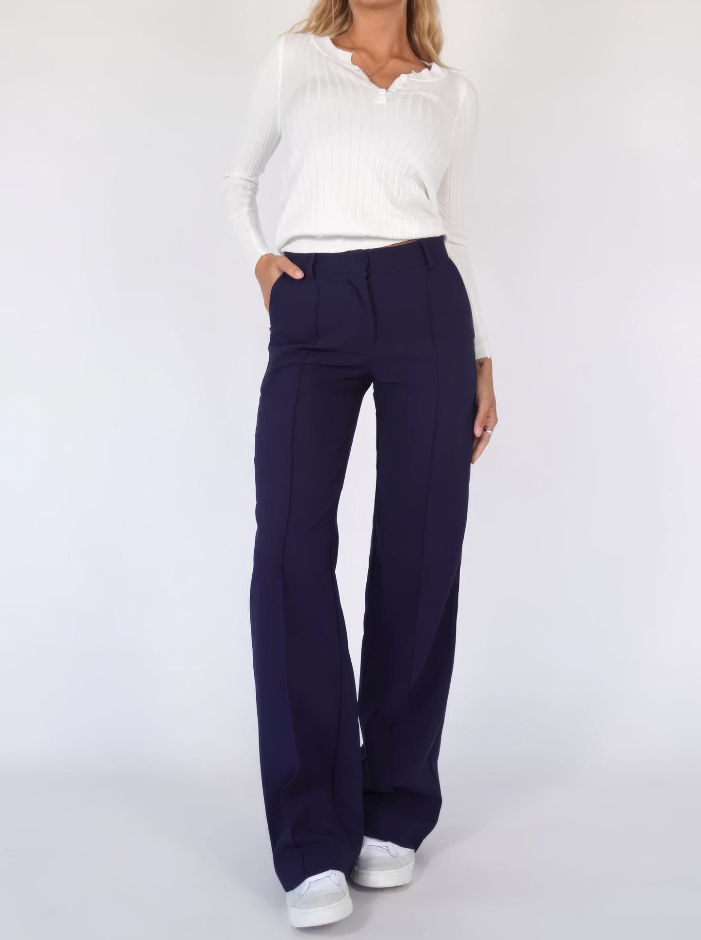 Street-Wave High Waisted Straight Leg Pants For Women - Flattering Fit, Sophisticated Everyday Wear