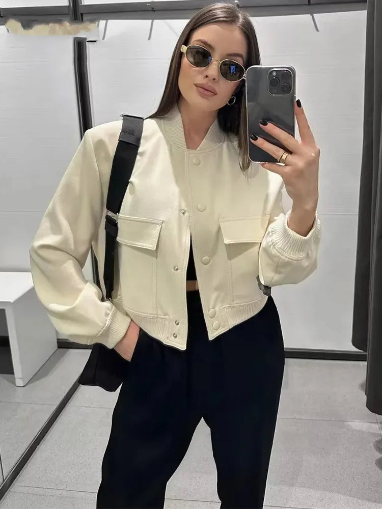 Street-Wave Weatherproof Jacket for Women With Luxe Soft Lining, Cozy Comfort, Stylish Design