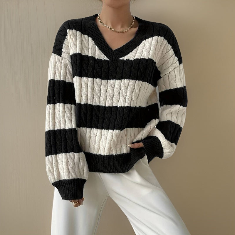 Street-wave Striped Cable Knit Sweater for Women Warm Cozy Chunky Pullover with Bold Color-Block Design