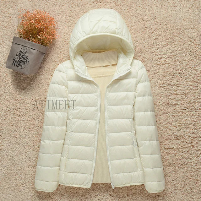 Street-Wave Women's Puffer Jacket Lightweight Down Warmth Elegant Winter Essential