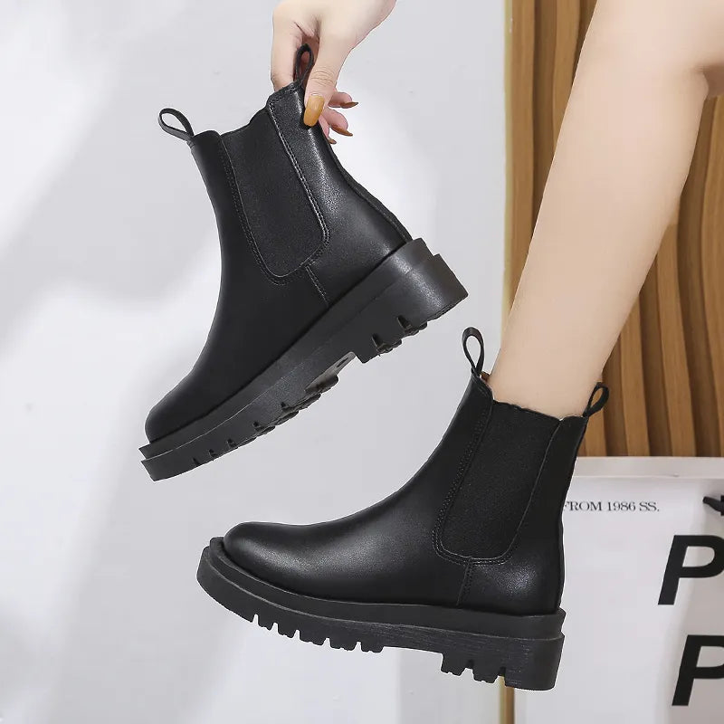 Street-wave Retro Ankle Boots With Thick Square Heel Leather Upper Durable Sole For Modern Women Urban Style
