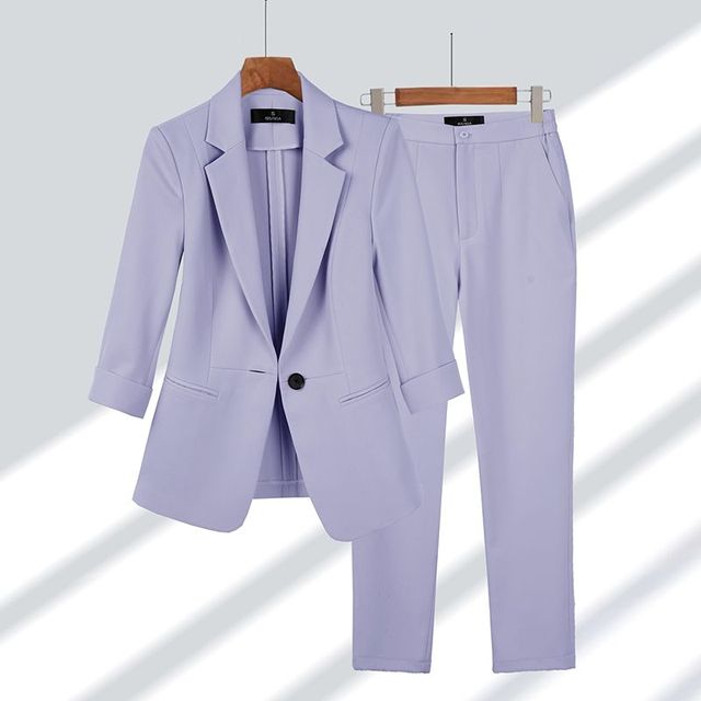 Street-Wave Womens Blazer And Pants Suit For Timeless Elegance And Effortless Style