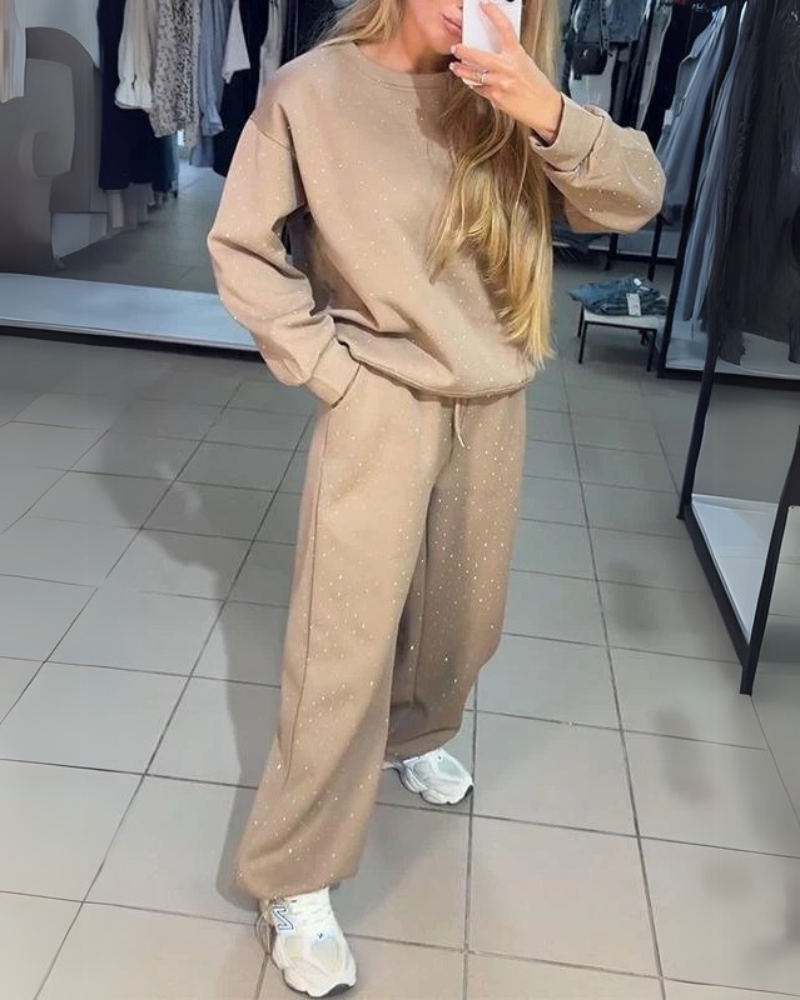 Street-wave Loungewear Set For Women Cozy Relaxed Fit With Subtle Shine Everyday Comfort