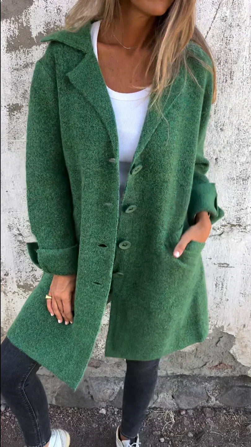 Street-wave Wool Coat For Women With Button Closure, Classic Lapel, Warm And Timeless