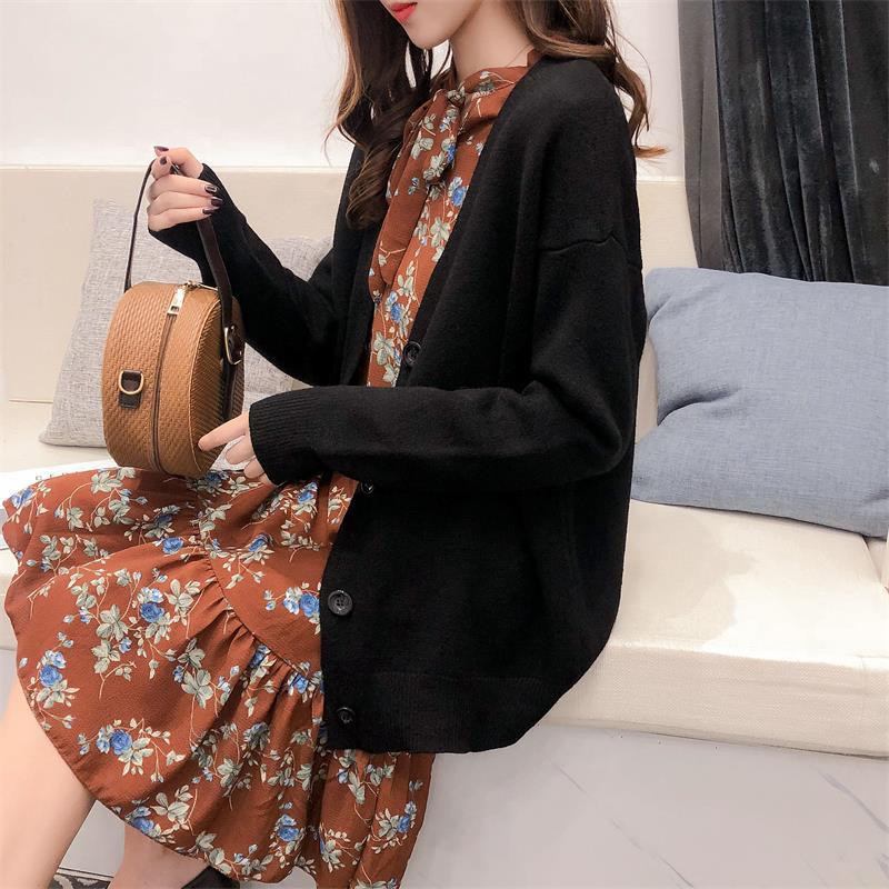 Street-wave Women's Button Front Knit Cardigan For Cozy Comfort And Modern Elegant Style