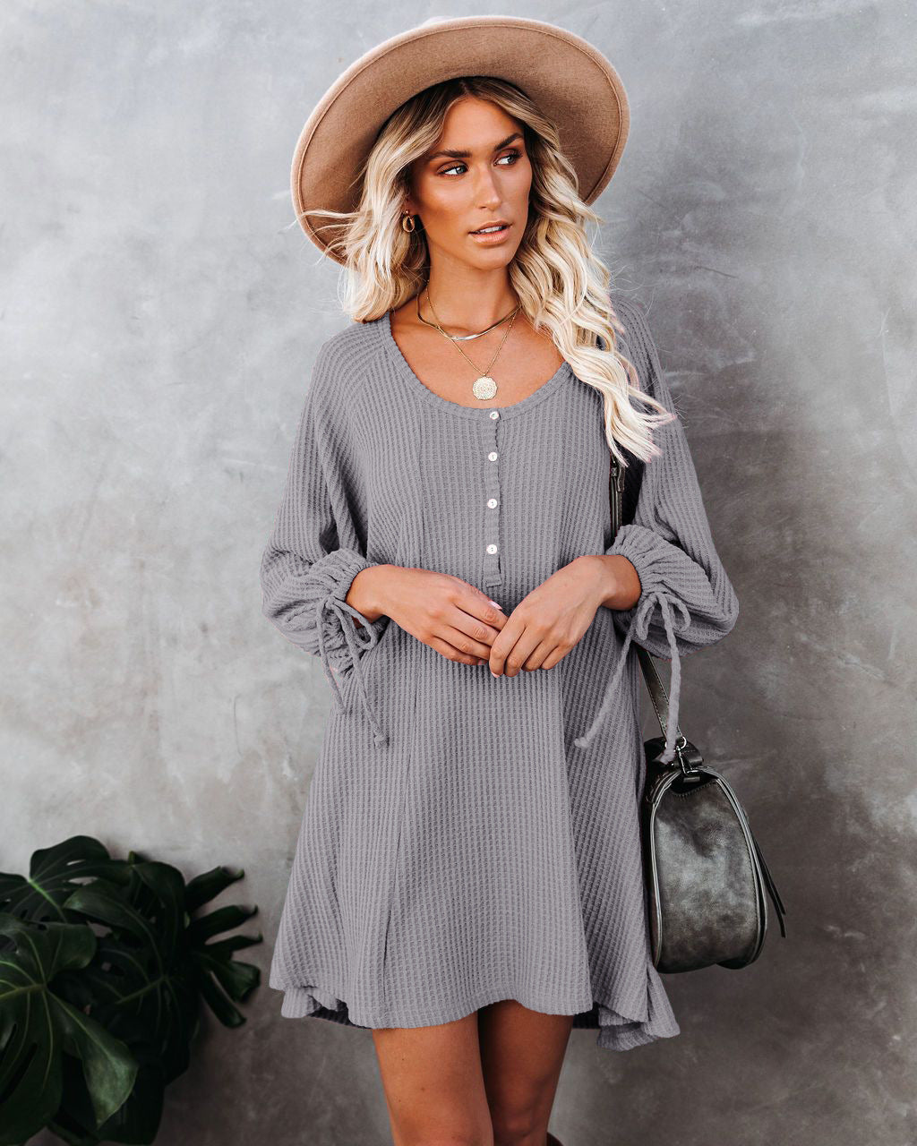 Street-Wave Womens Button Front Knit Dress With Ruffle Details And Decorative Hem