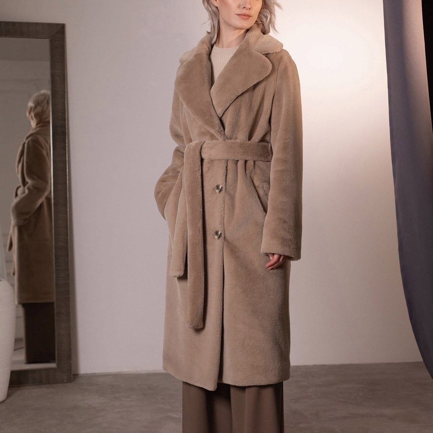 Street-wave Elegant Long Coat For Women With Timeless Silhouette Soft Comfort All Day Elegance