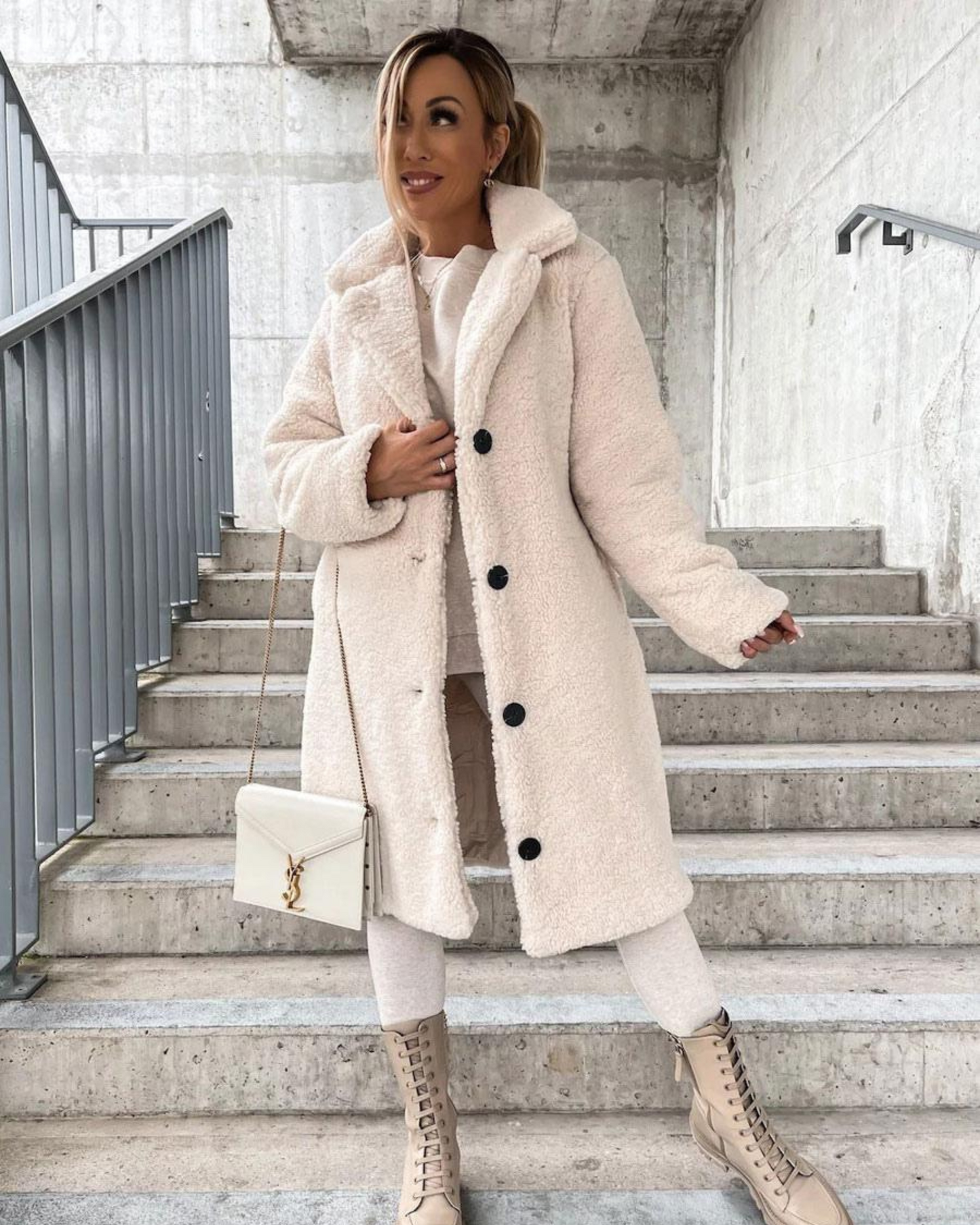 Street-wave Teddy Coat For Women Ultra Cozy Plush Winter Outerwear With Timeless Style