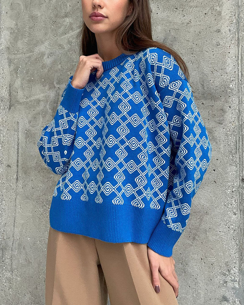 Street-Wave Knit Pullover Soft Cozy Yet Trendy Statement Look For Women Everyday Wear