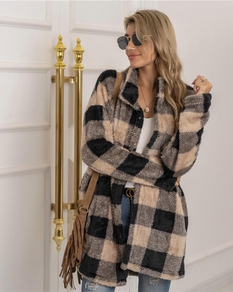 Street-Wave Plaid Coat For Women Cozy Warm Soft Oversized Fit With Button Closure