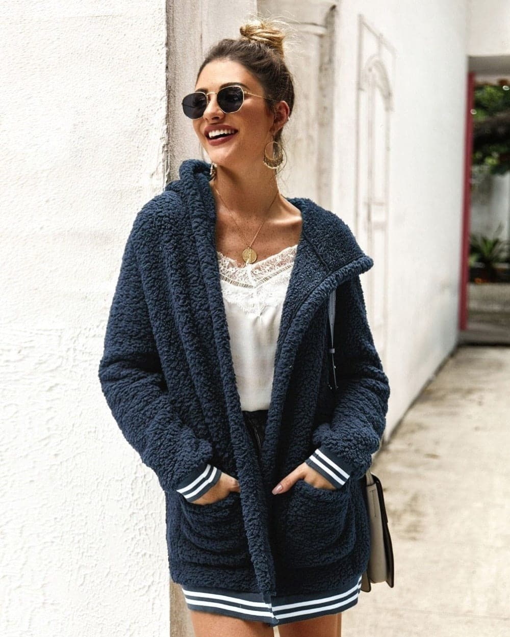 Street-wave Fleece Jacket Women Oversized Sherpa Hooded With Large Pockets Soft Warm Comfort