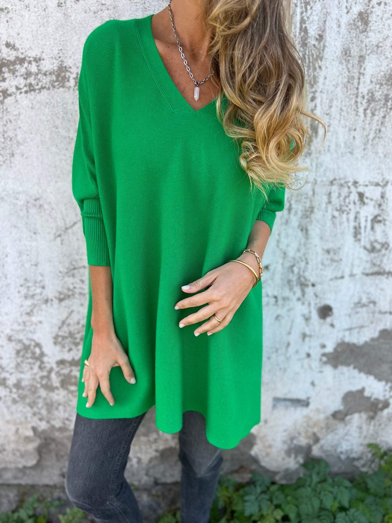 Street-wave Women's Oversized Knit Pullover With Deep V-Neck And Cold Shoulder For Fall Layering