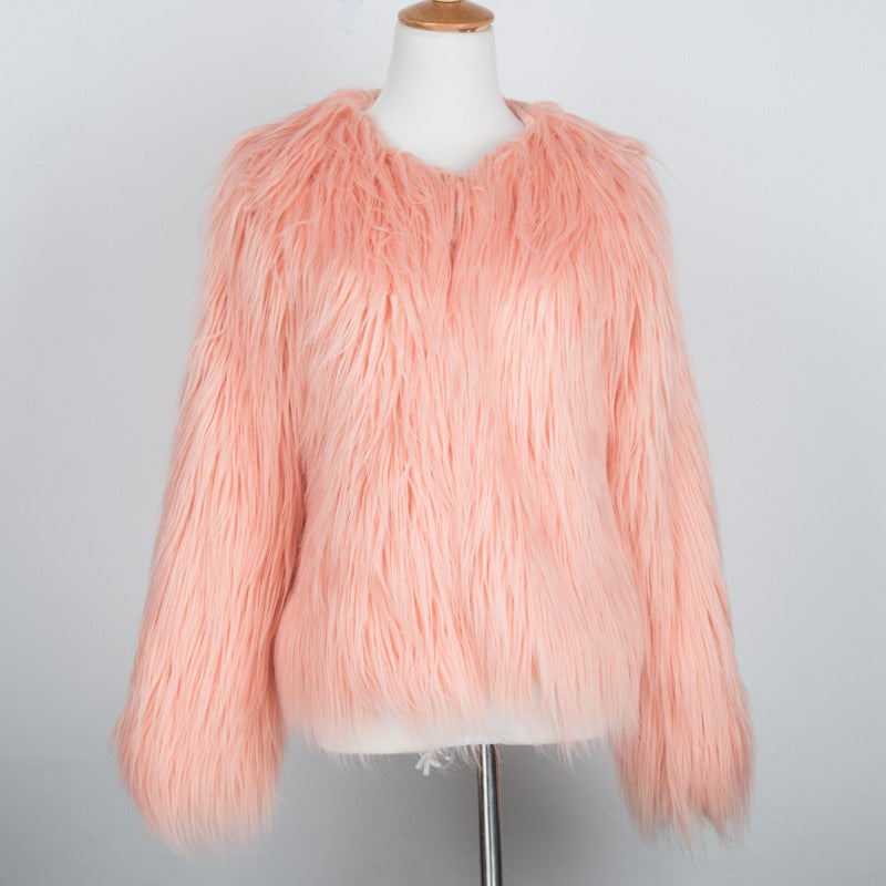 Street-Wave Fluffy Faux Fur Short Jacket for Women, Elegant Cut, Cozy Warmth for Transitional Weather