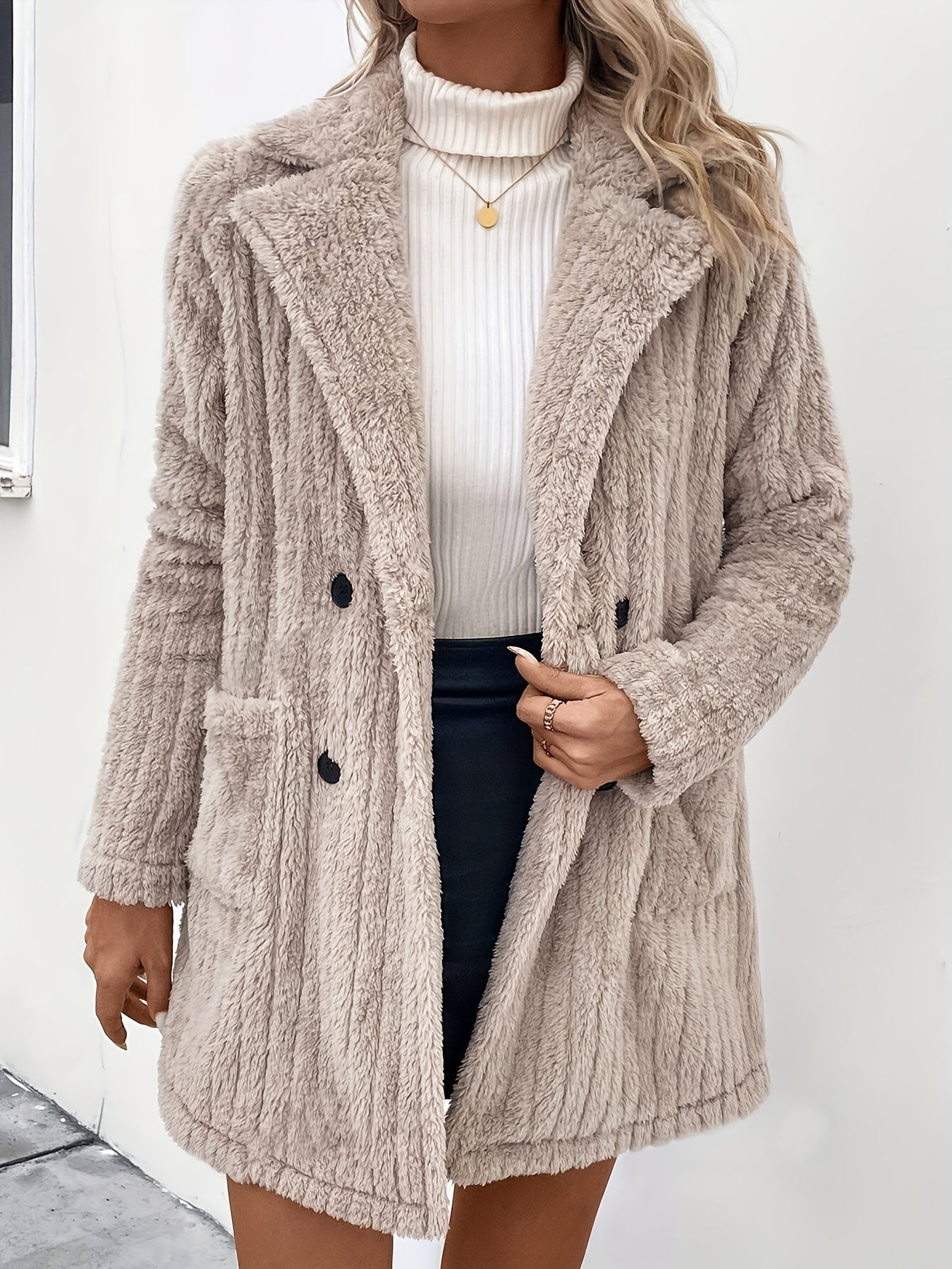 Street-Wave Plush Faux Fur Coat With Double Buttons And Lapel Collar For Women Warm