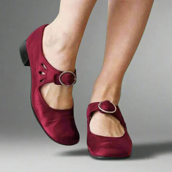 Women's Adjustable Sandals with Comfortable Fit and Supportive Design
