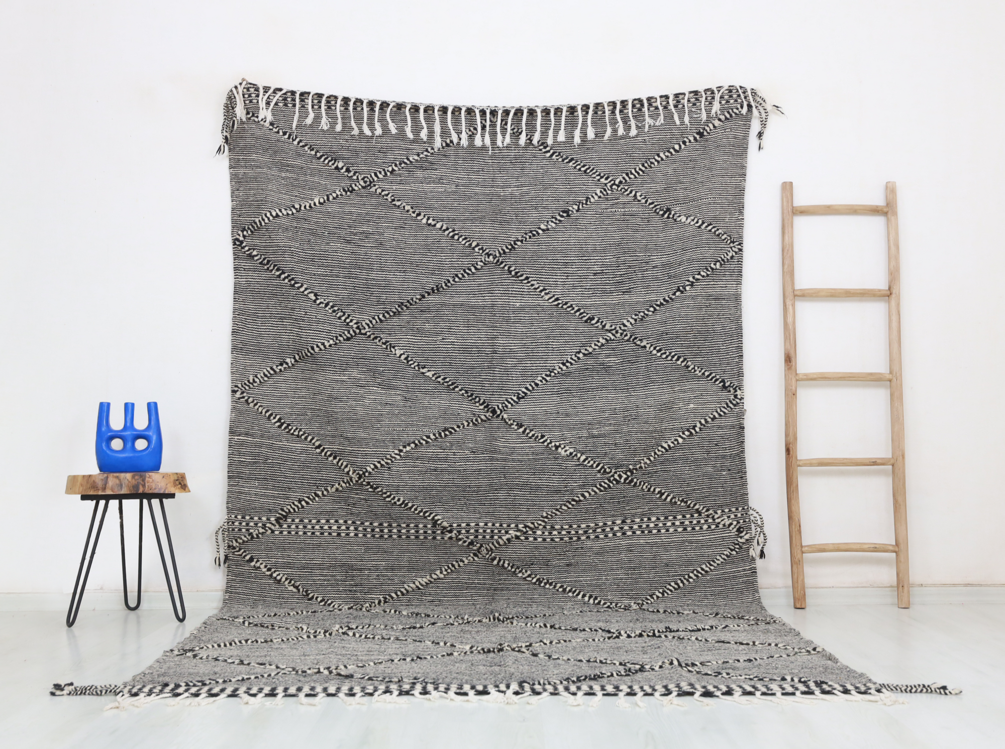 Amadsu  Moroccan Kilim Rug 6'0" x 10'3" - Street-Wave