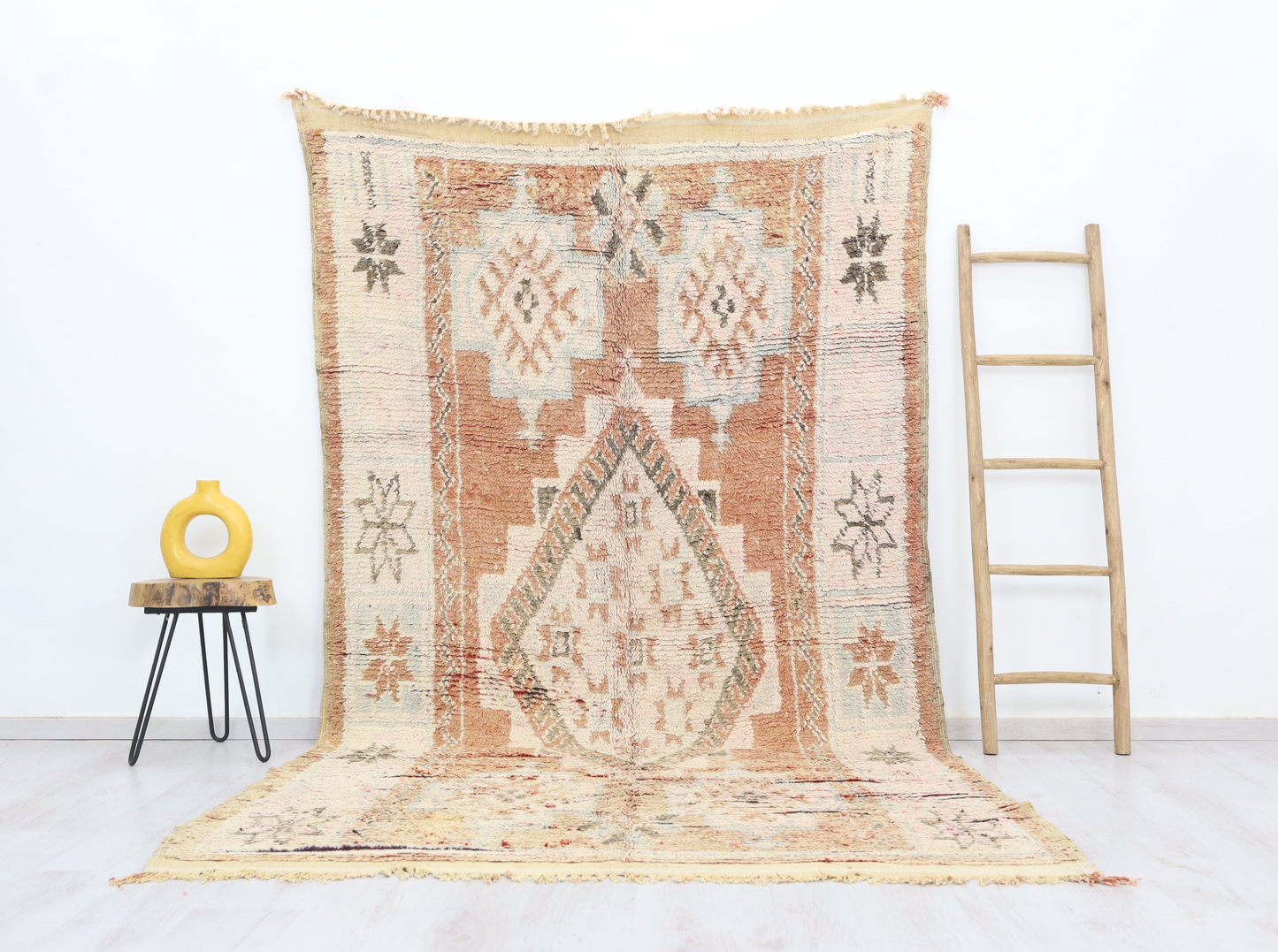 Ighodan Vintage Moroccan Rug 5'8" x10'2" - Street-Wave