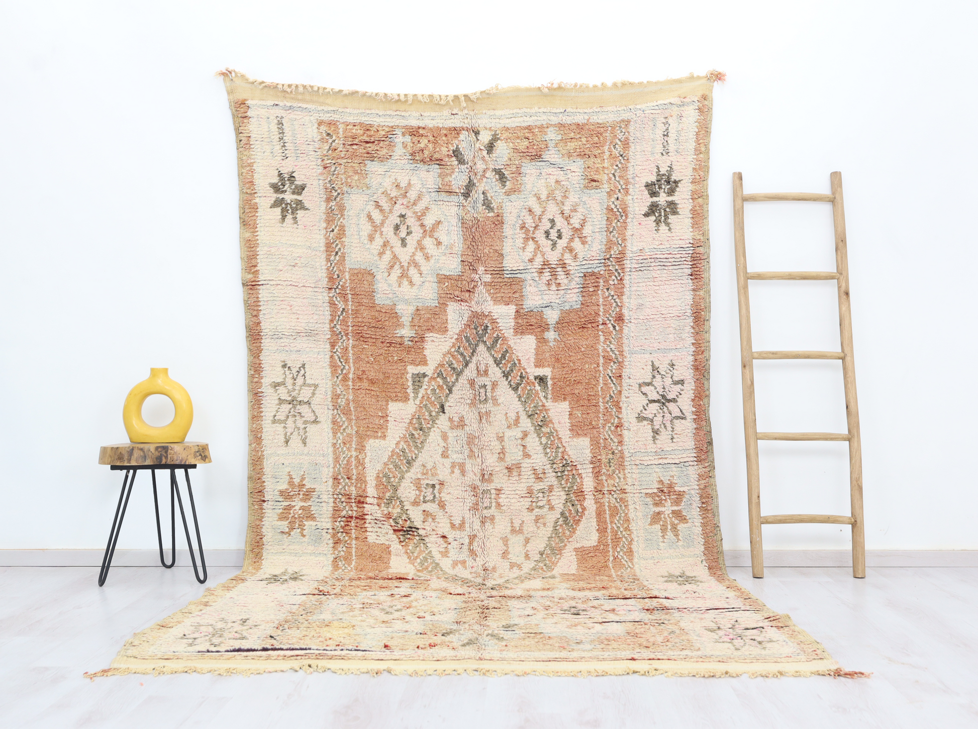 Ighodan Vintage Moroccan Rug 5'8" x10'2" - Street-Wave