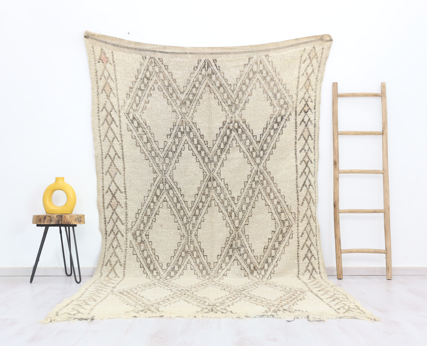 Yuna Vintage Moroccan Rug 5'7" x9'6" - Street-Wave