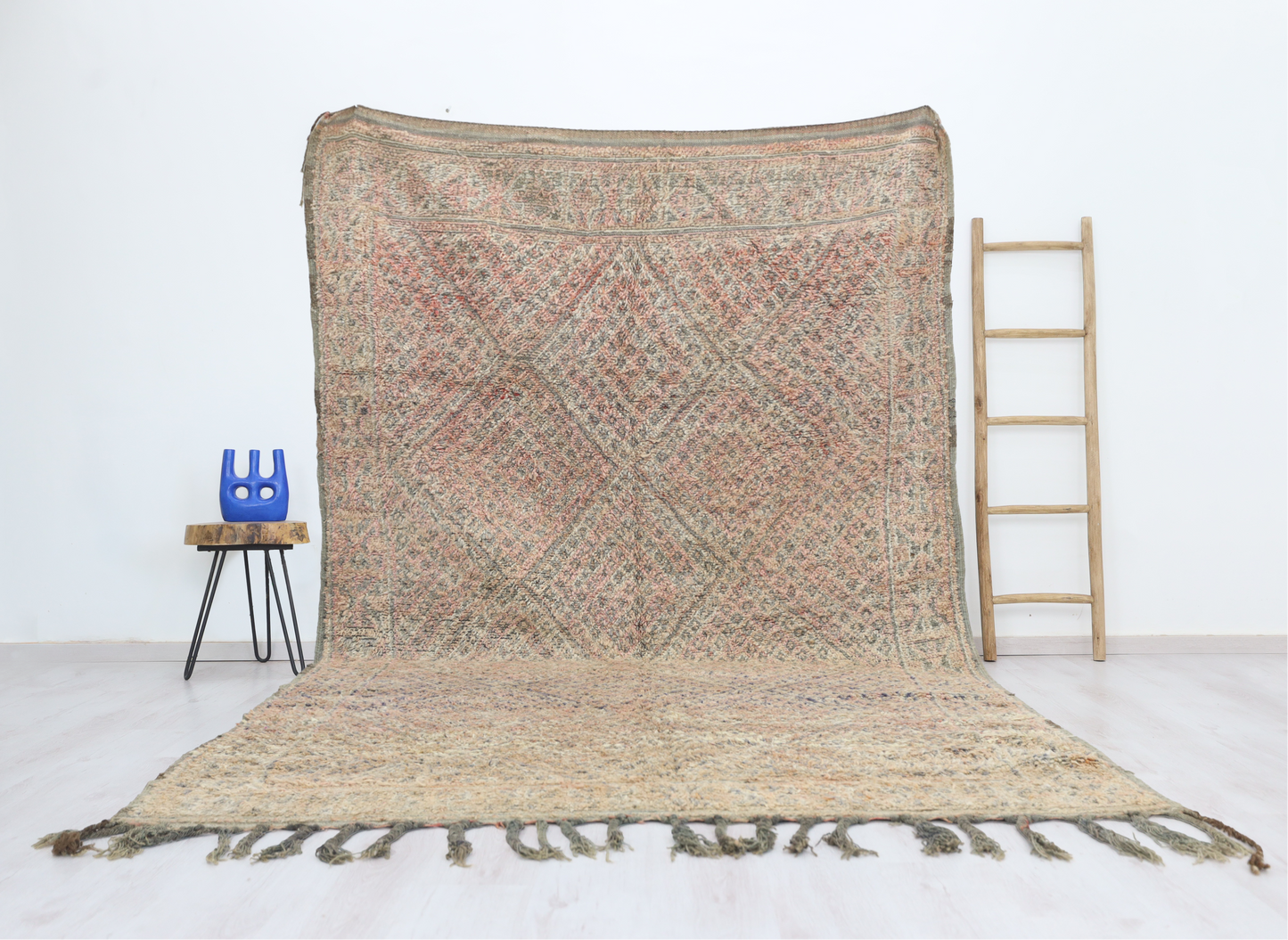 Ilili Vintage Moroccan Rug 6'8" x11'8" - Street-Wave