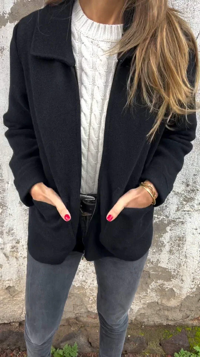 Street-Wave Red Zip Up Short Jacket Minimalist Versatile Outerwear For Women With Front Zipper And Handy Pockets