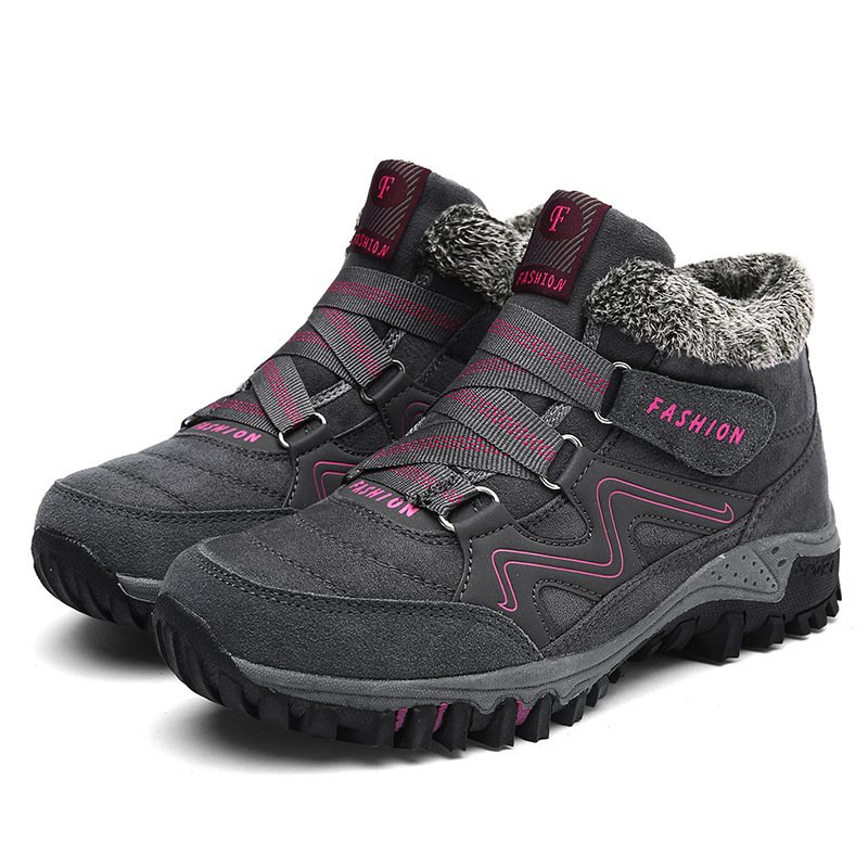 Yierellea Thermal Winter Boots For Women Insulated Fur Lined Warmth And All Terrain Grip