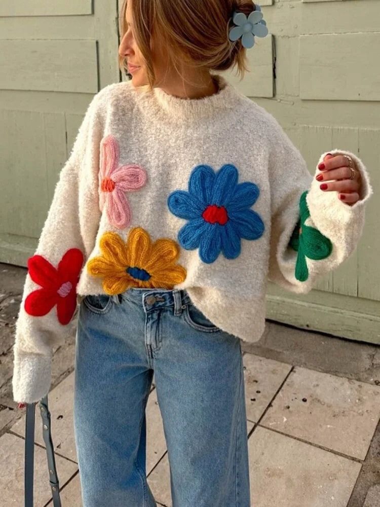 Street-Wave Floral Knit Sweater Women Cozy Warmth With Bold Flower Embroidery For Everyday Style