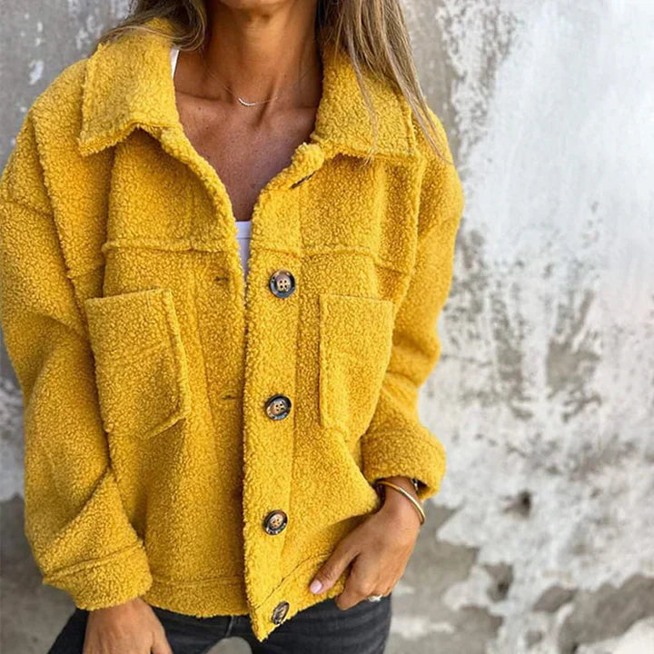 Street-Wave Velvet Coat For Women Luxurious Cozy Autumn Winter Outerwear Figure-Flattering Fit