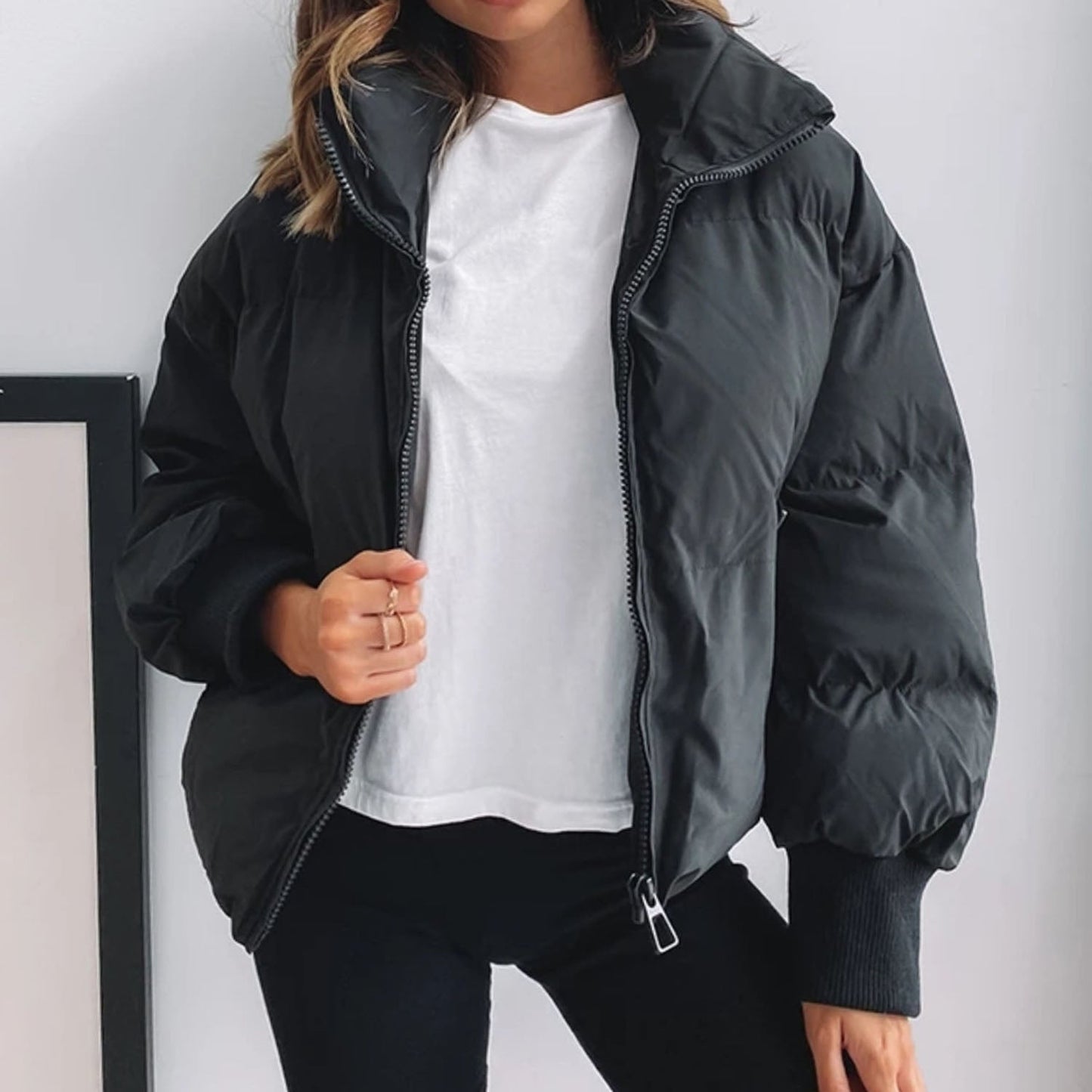 Street-wave Short Puffer Jacket With Front Zipper For Streetwear Fans Bold And Cozy