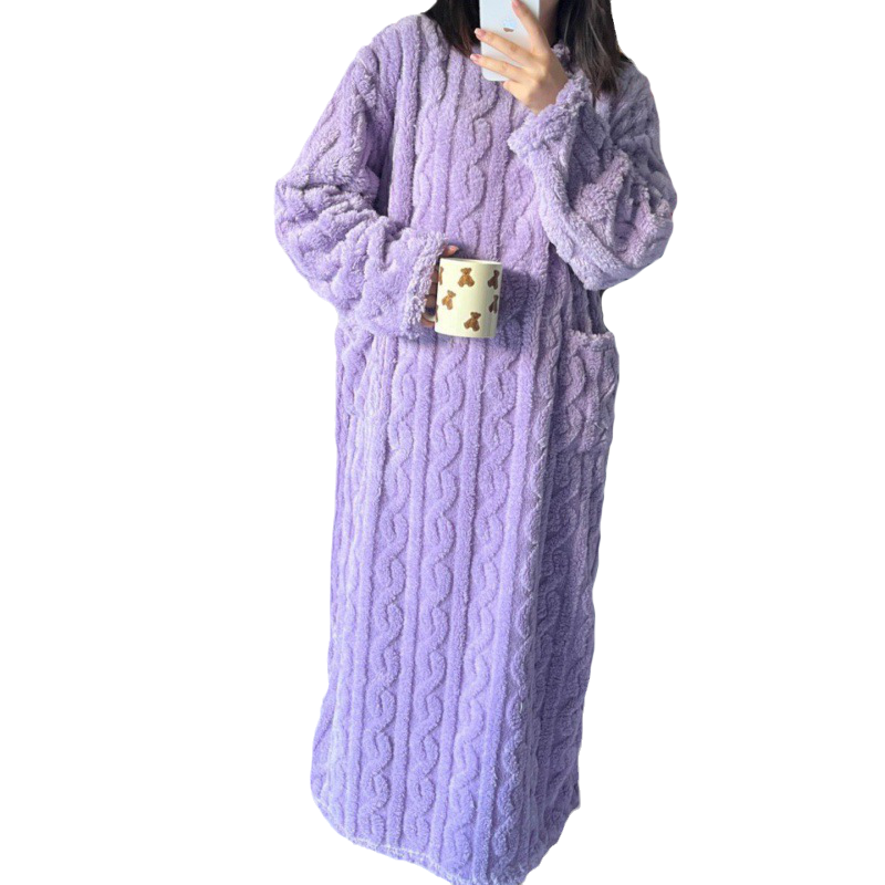 Street-Wave Winter Coral Velvet Homewear Plush Robe For Ultra Cozy Lounge Days Women