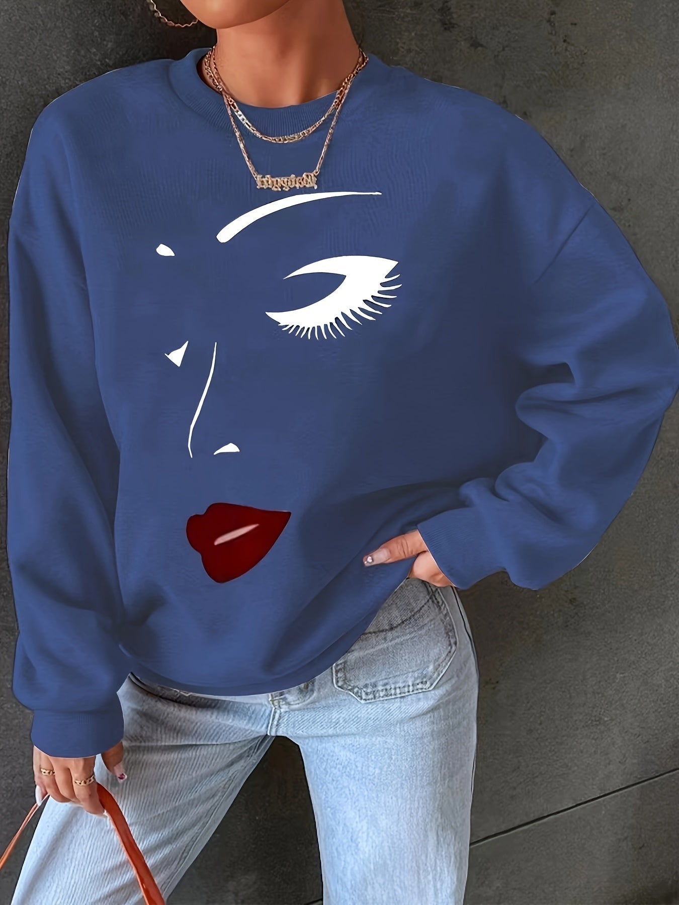 Street-Wave Face Print Cotton Sweatshirt For Fashion Fans Artistic Comfort And Everyday Versatility