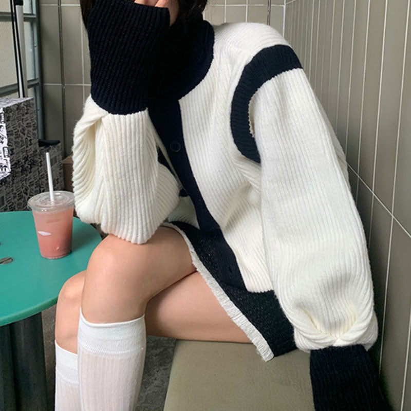 Streetwave Contrast Knit Cardigan Soft Warm For Women Modern Cozy Everyday Wear Essentials