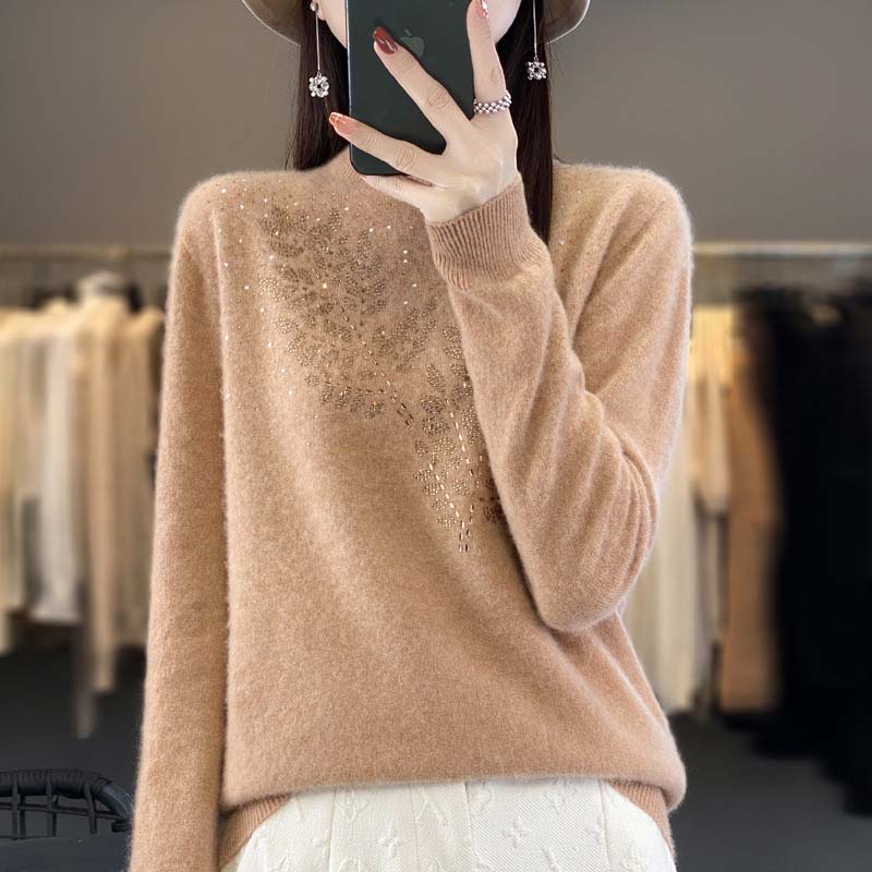 Street-wave Jeweled Leaf Knit Sweater For Women Soft Cotton-Acrylic Blend Cozy Sparkling Accent