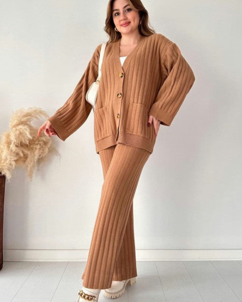 Street-wave Casual Two Piece Knit Set For Women Soft Cozy Warmth All Weather Fashion