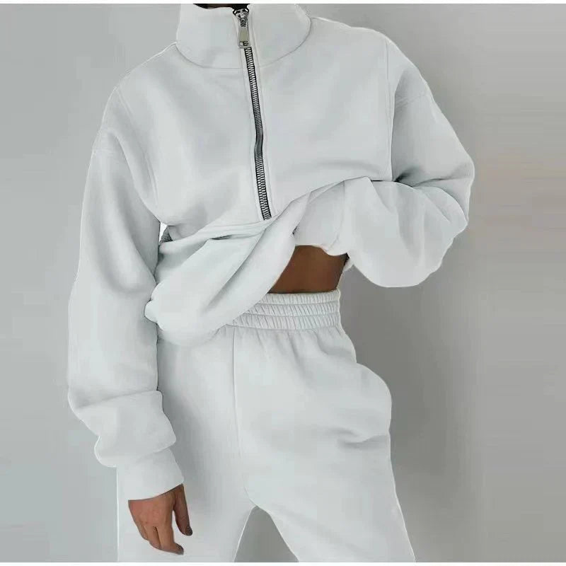 Street-wave Women Half Zip Sweatshirt Set Black Cozy All Day Comfort for Workouts and Casual Wear
